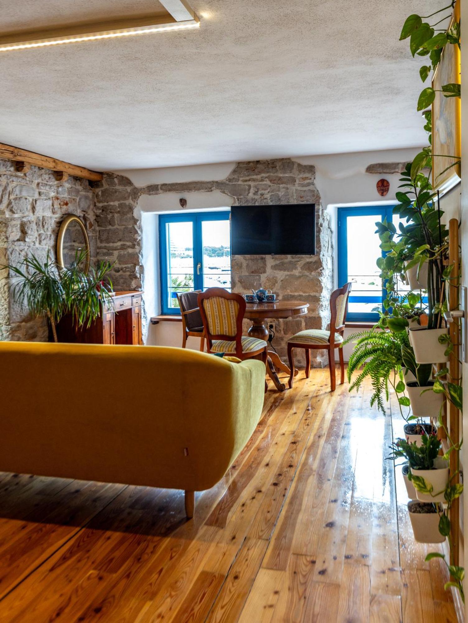 Old House Apartamento Vodice Exterior foto